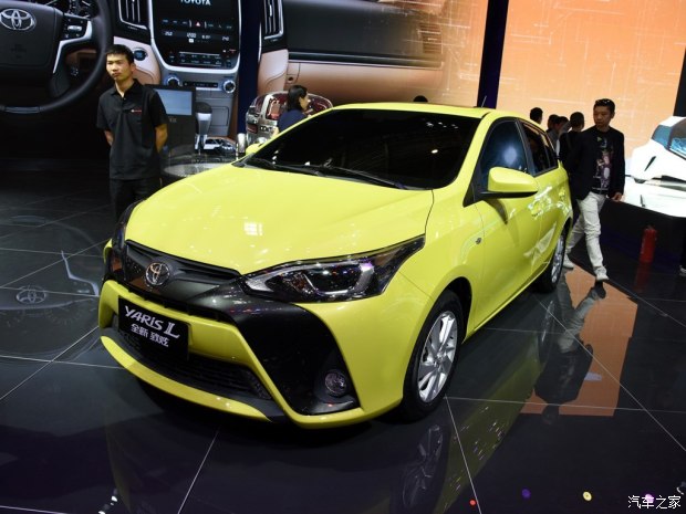 細節(jié)小改 曝新款YARiS L 致炫內(nèi)飾諜照