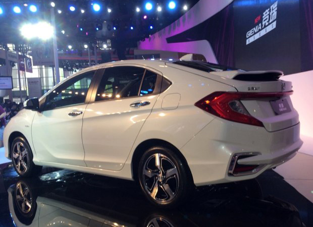 邵陽東風(fēng)本田Gienia競?cè)穑▋蓭缛鸢妫┦装l(fā)，10月18日上市
