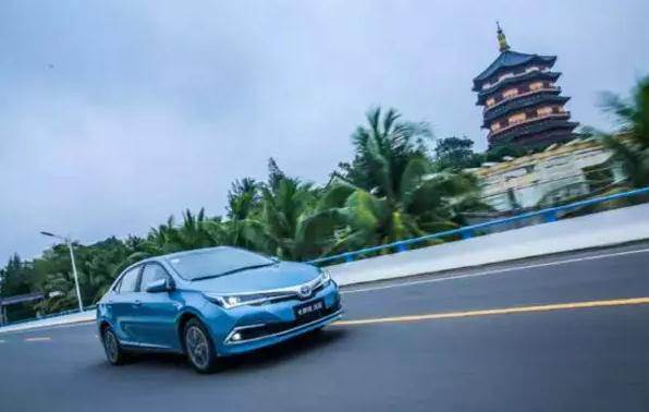 混動(dòng)=只省油？卡羅拉雙擎告訴你 沒那么簡(jiǎn)單