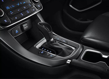 汽車檔位上的“＋”與“－”該怎么用？