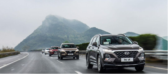 70%的車主不知道怎樣正確給汽車水箱加水，快看是不是你！