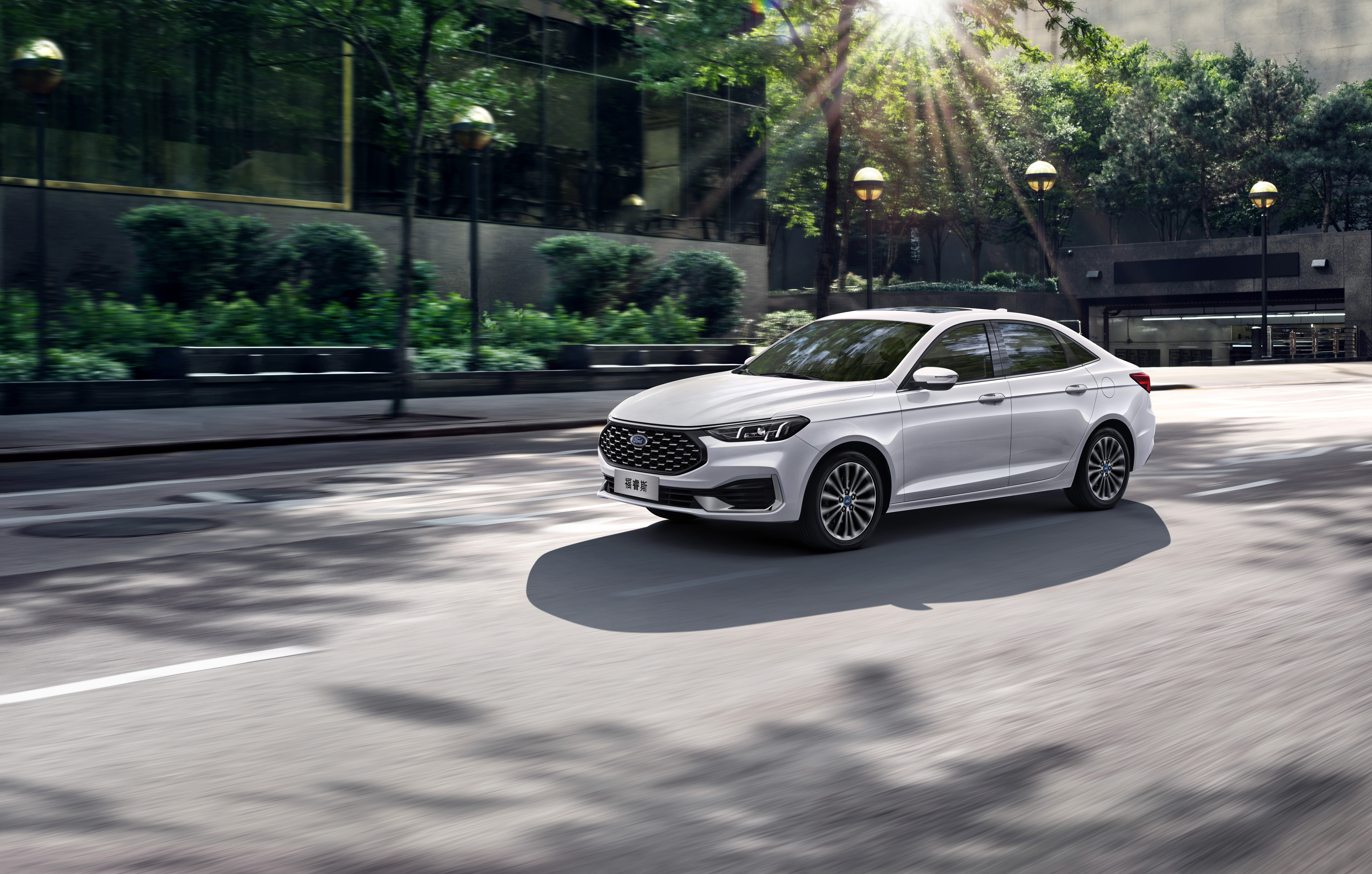 搭載車載微信,躍級新家轎新一代福睿斯開啟預(yù)售！